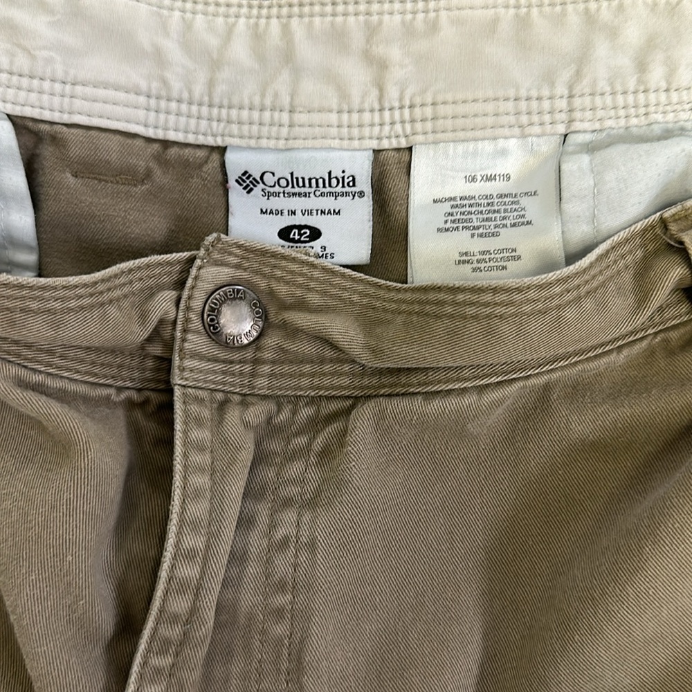 Columbia Mens Shorts Khaki Cargo
